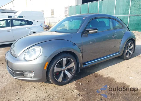2012 Volkswagen Beetle 2.0T Turbo из США, поврежденный, VIN 3VW467AT2CM642705